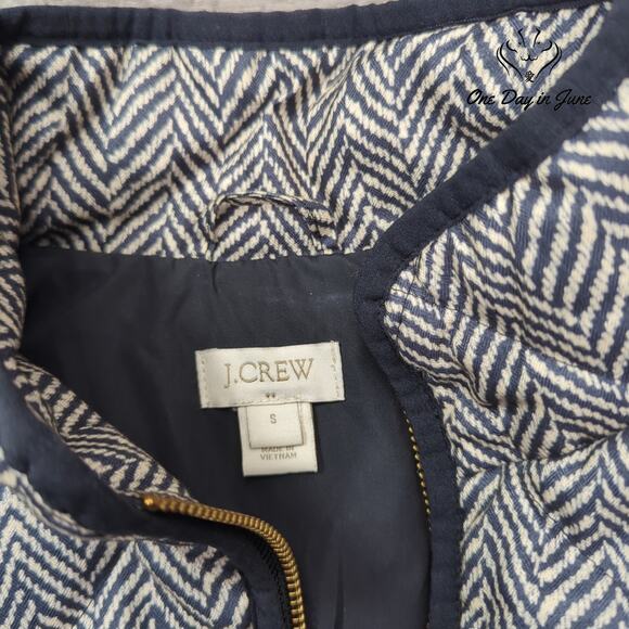 J.Crew Full Zip Quilted Vest Size S - Picture 5 of 5
